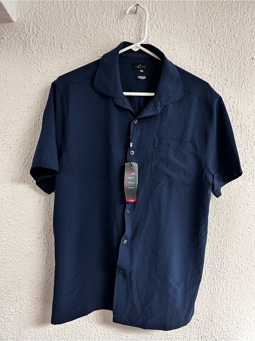 GREG NORMAN Men's M Navy Blue Short Sleeve Athletic Button Down Golf Shirt NWT - Picture 2 of 7